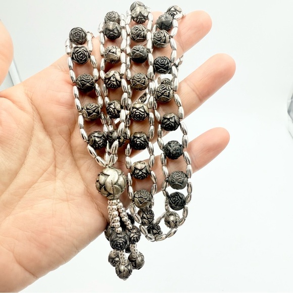 Vintage Silver Plated Bali Style Rose Bud
Metal Beaded Necklace - Picture 4 of 8